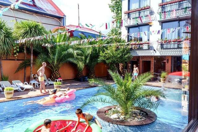 Гостевой дом Жемчуг Village Веселое-73